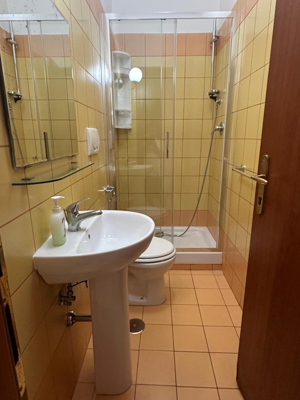 Hotel Near Termini Station à Rome Extérieur photo